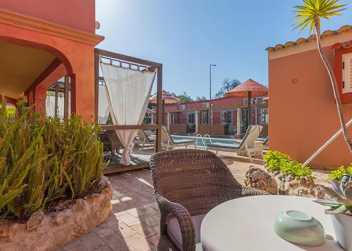 Villas D. Dinis - Charming Residence (Adults Only)