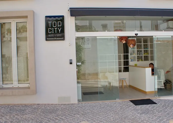 Hotel perto da faculdade: Topcity Hostel & Suites